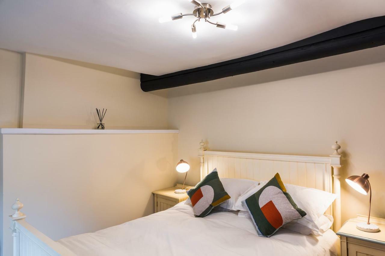 Luxury 3 Bed Flat In The Centre Of Woodstock Apartment Luaran gambar